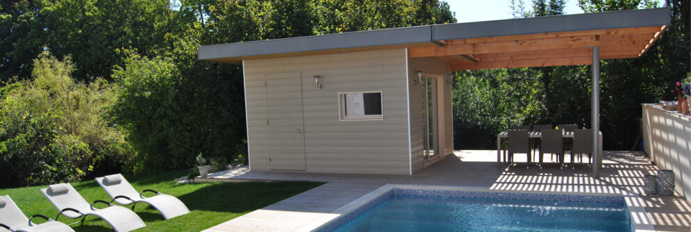 Terrasse, pergola et plage de piscine en bois